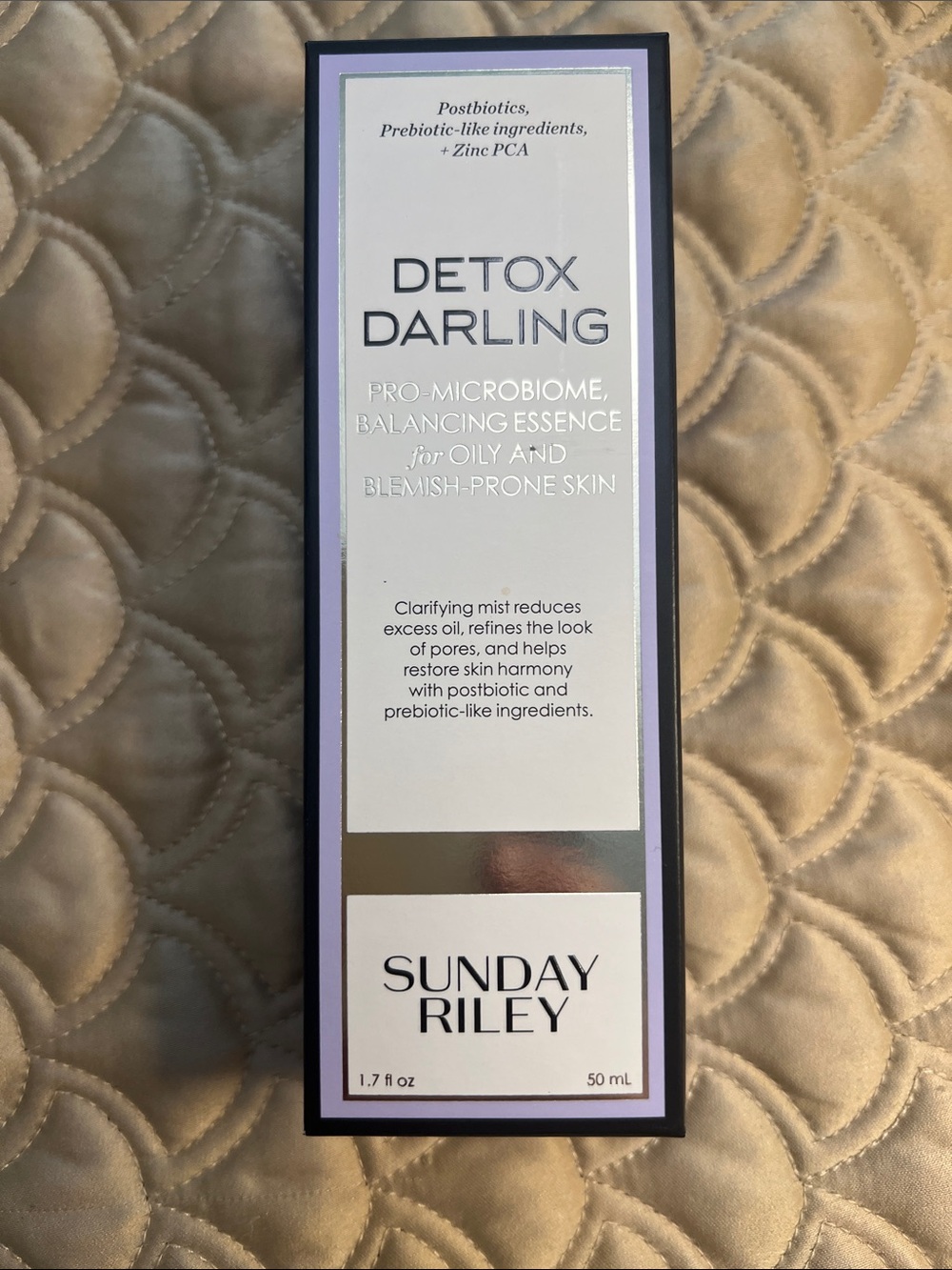 Sunday Riley Detox Darling Essence - Purple, White